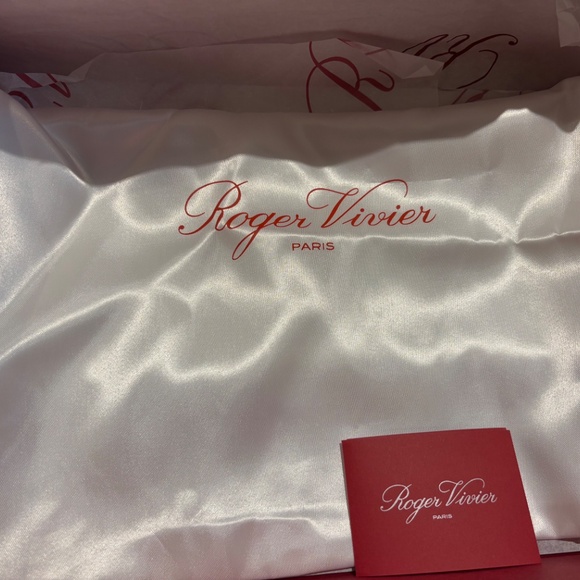 Roger Vivier White Boots - Picture 6 of 8